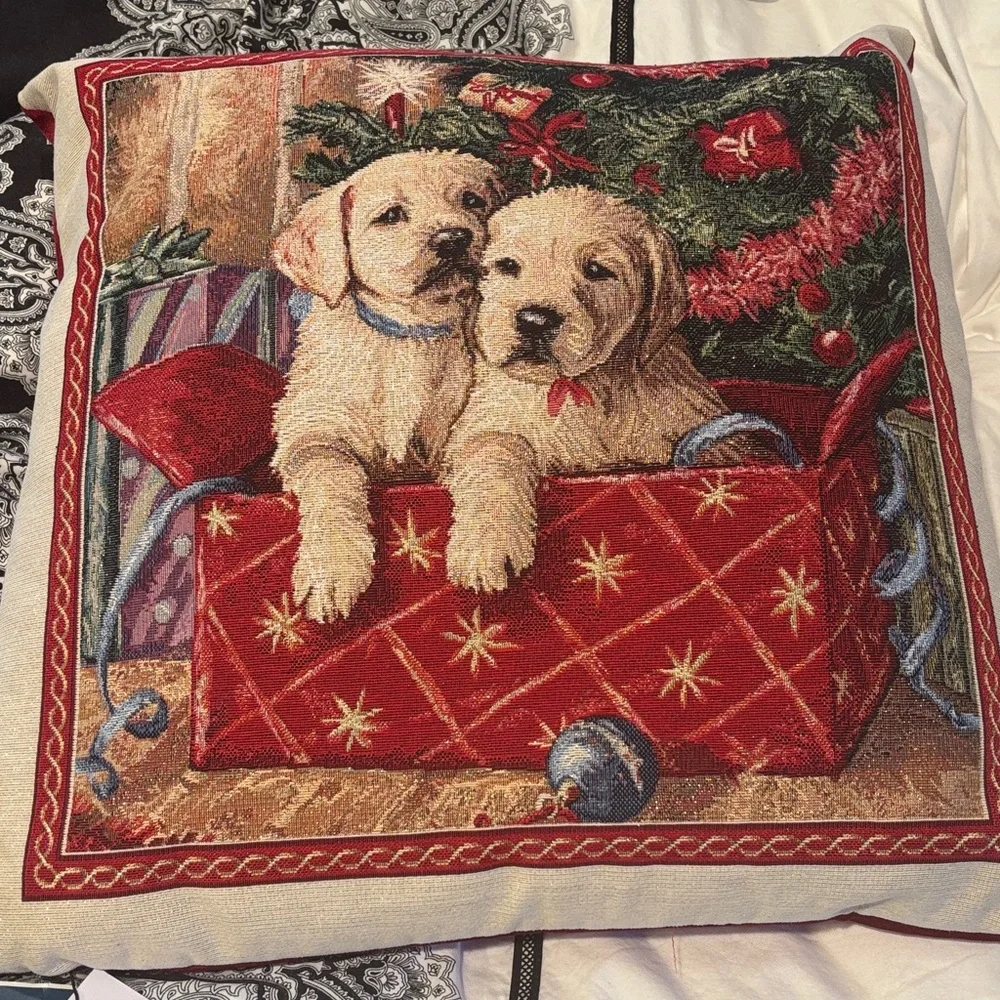Caldeira Retrievier Labrador‎ Dogs Luxury Christmas Holiday Pillow